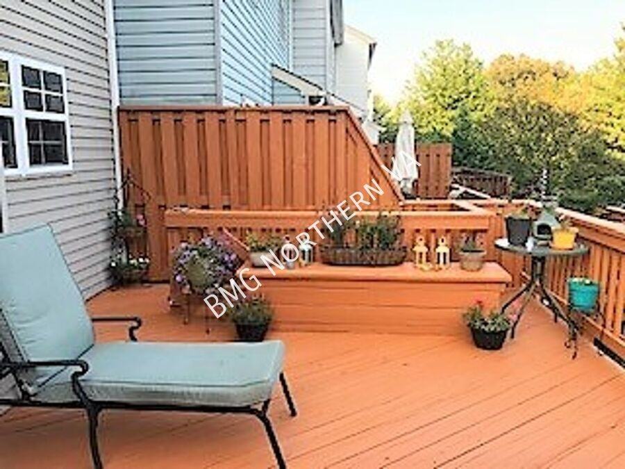 6015 Keble Dr - Photo 7 of 11