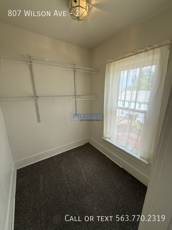 807 Wilson St #2 - Photo 5 of 8