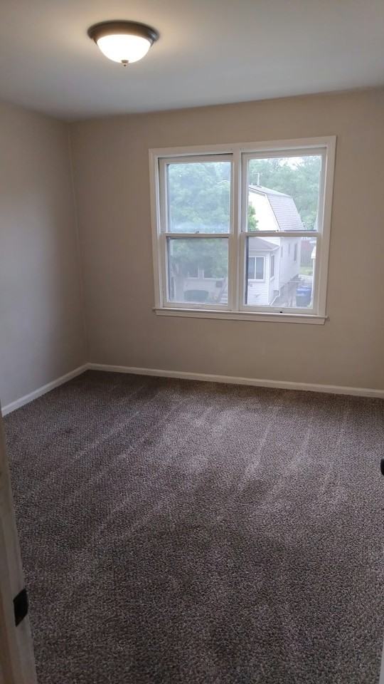 192 Richter St #1-2 - Photo 3 of 9