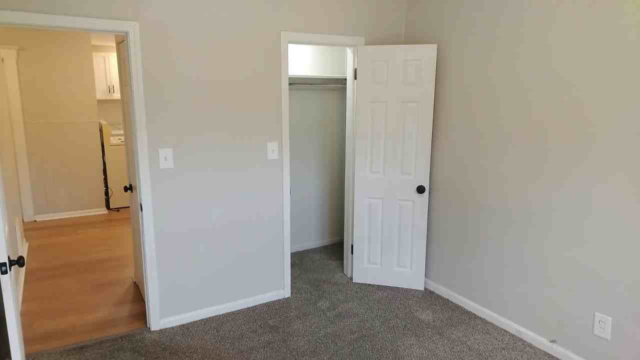 192 Richter St #1-2 - Photo 4 of 9