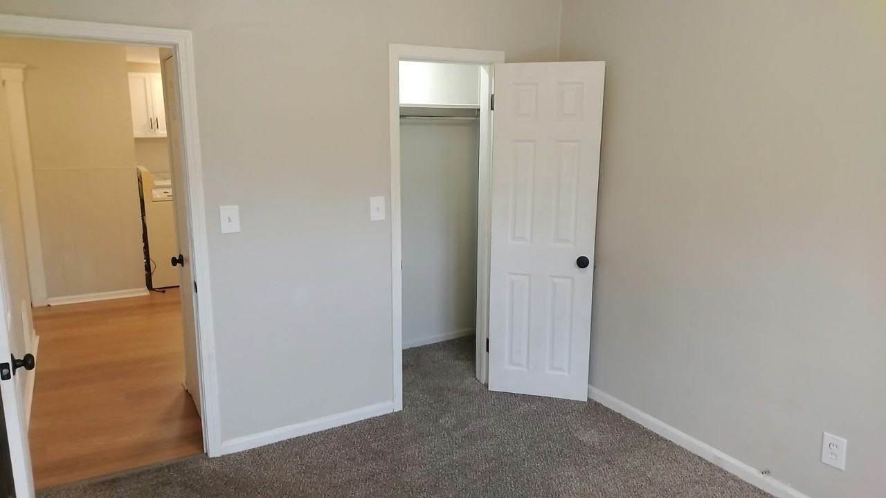 192 Richter St #1-2 - Photo 7 of 9
