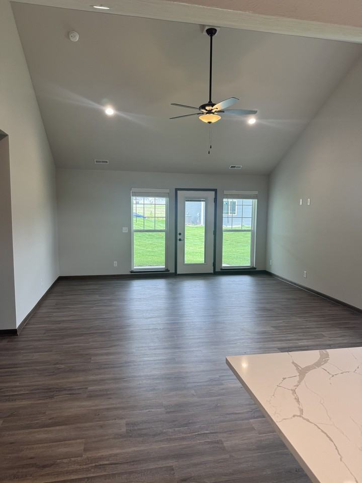 120 W Ida Ln #1 - Photo 5 of 20