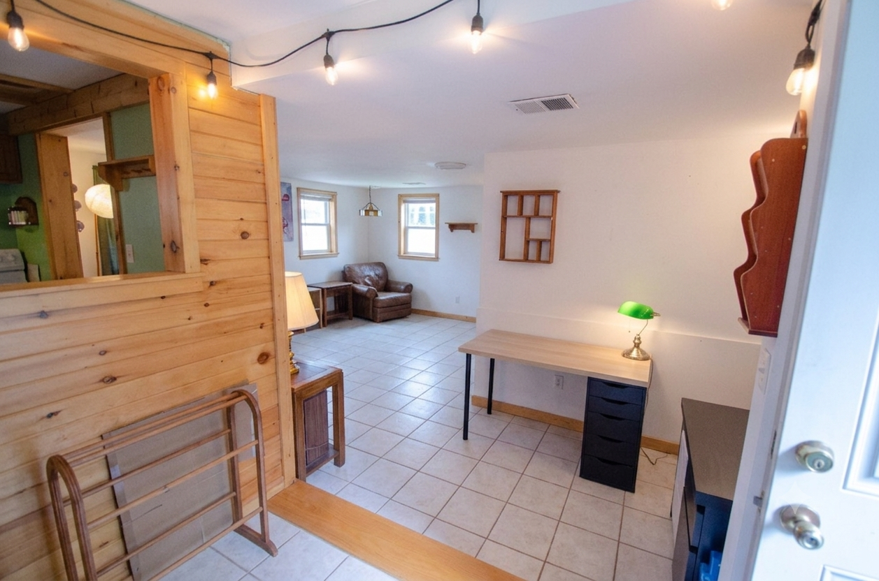 117 High St #3 - Photo 4 of 13