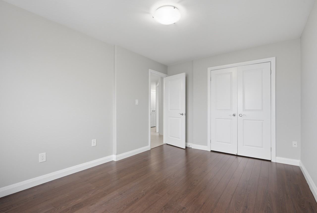 375 Scott Street - Photo 7 of 34