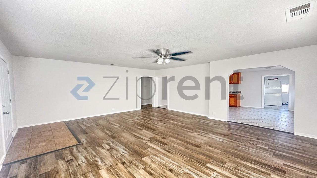 3945 E Madison Ave #1 - Photo 6 of 17