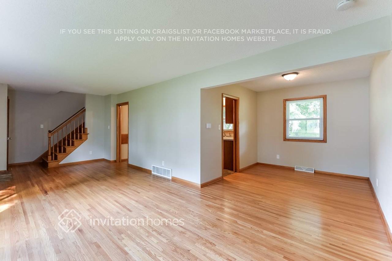 3790 Grand Ave - Photo 4 of 20