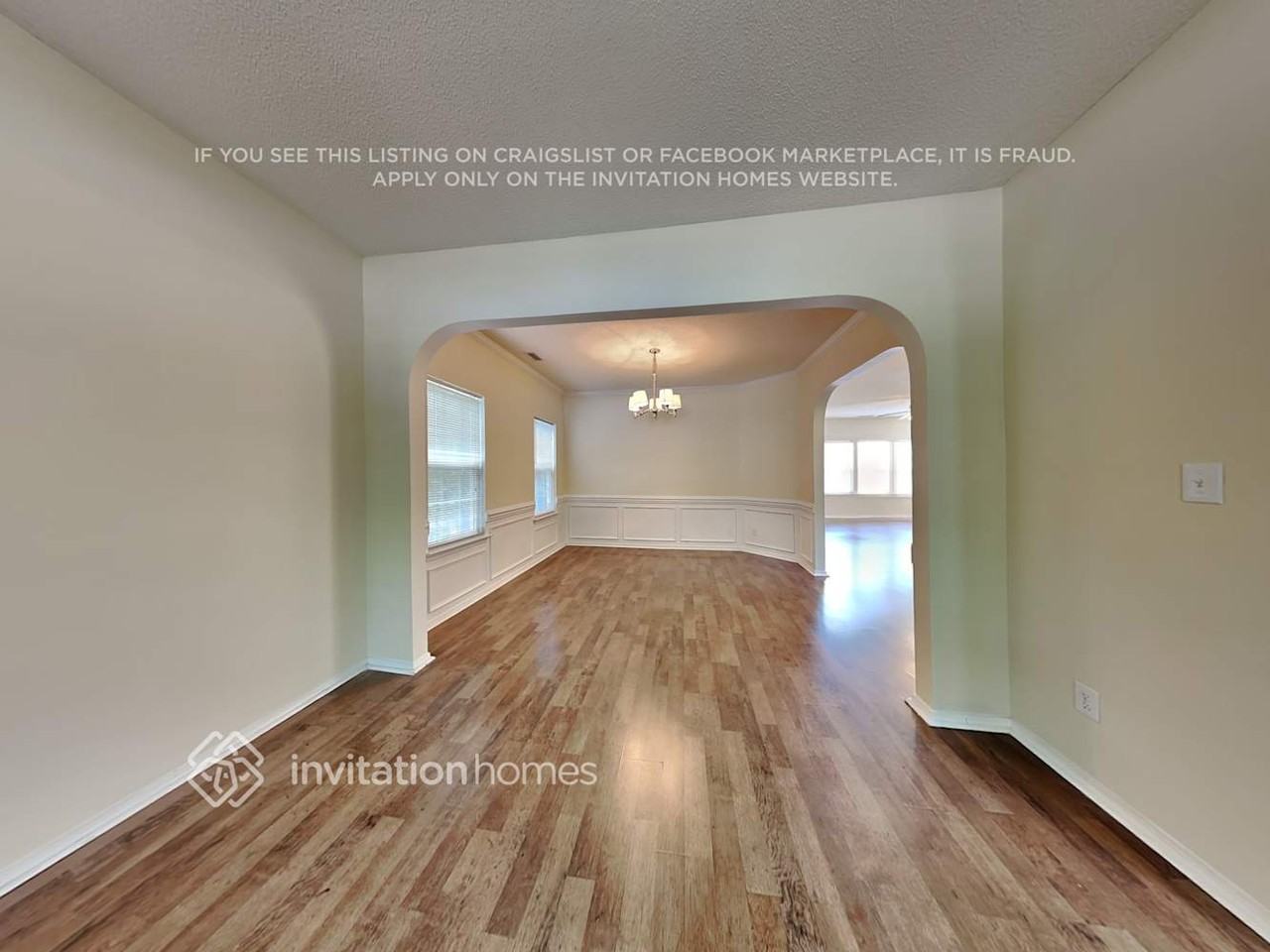 5720 Enoree Ln - Photo 4 of 21