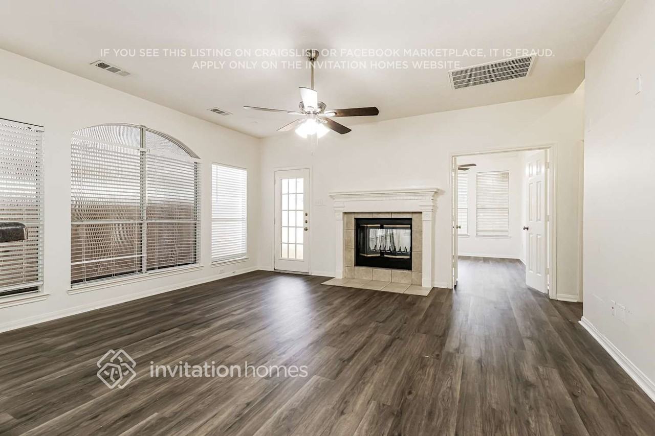 15726 Stiller Park Dr - Photo 6 of 18