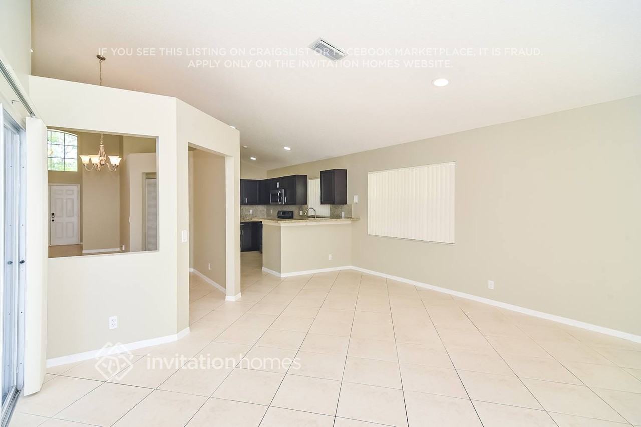 156 Cameron Dr - Photo 3 of 22
