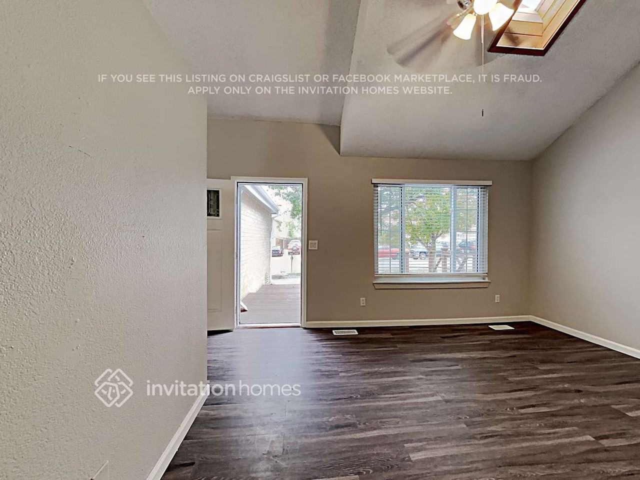 12193 Monaco Dr - Photo 5 of 16