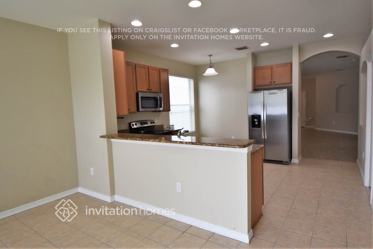 10305 Greystone Ridge Ct - Photo 6 of 19