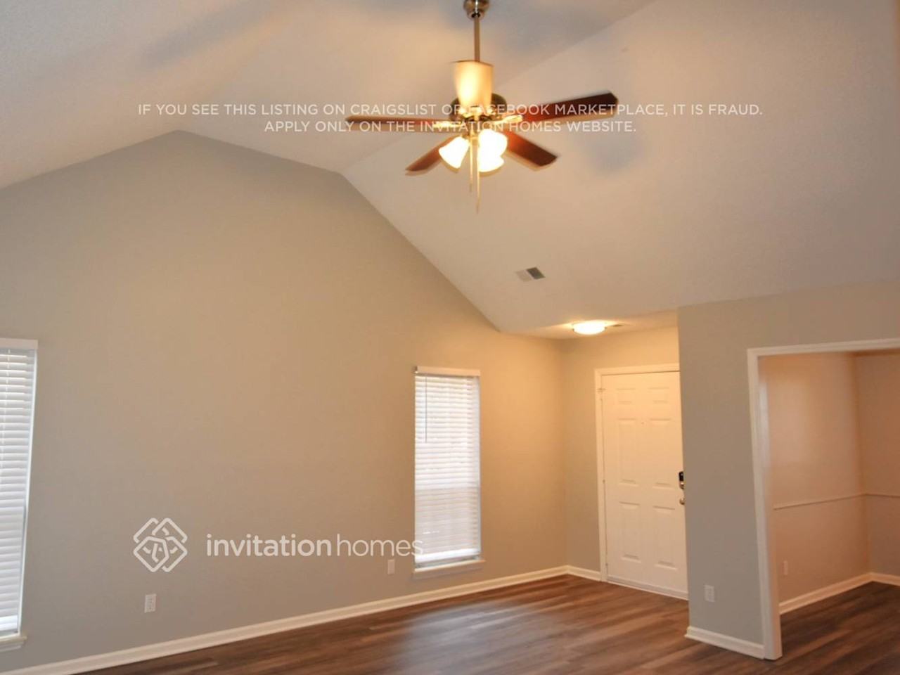 11604 Calgary Dr - Photo 3 of 10