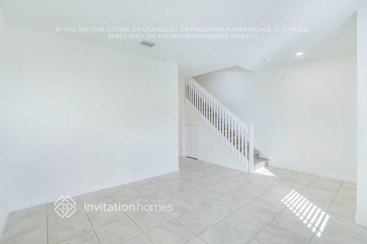 3373 Wterrace - Photo 2 of 24