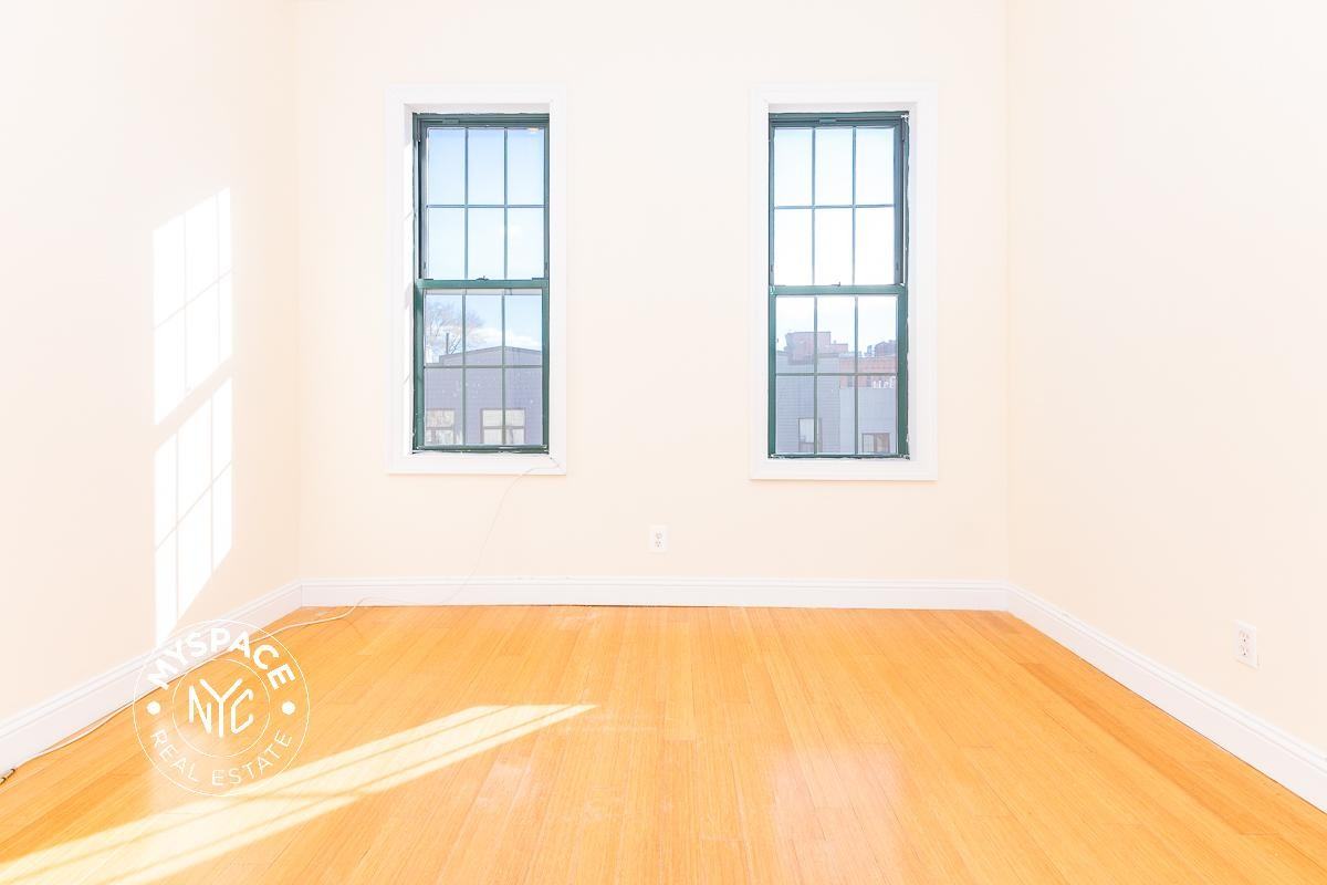 11 Locust St #2L - Photo 7 of 9