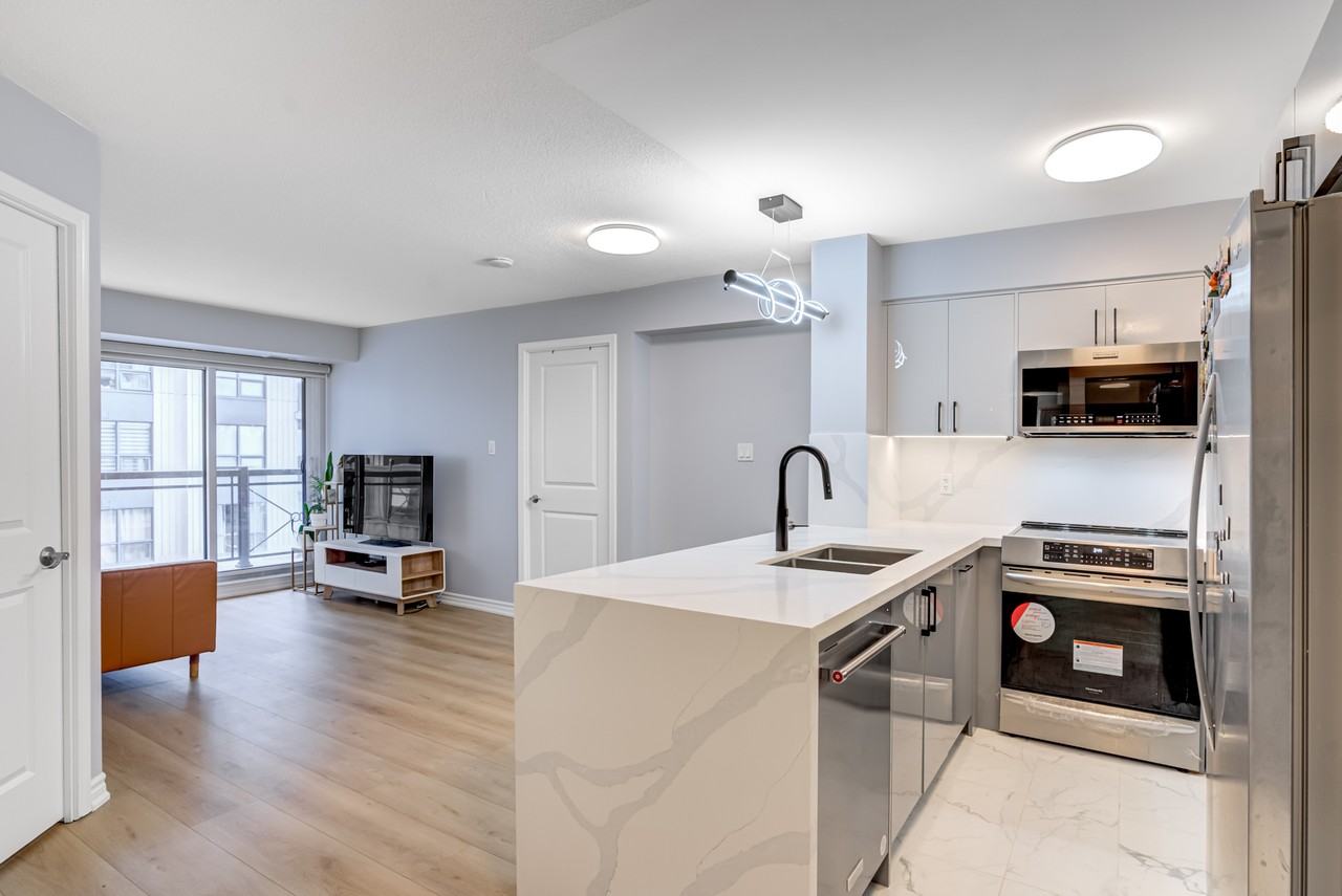 872 Sheppard Avenue West #301 - Photo 2 of 27