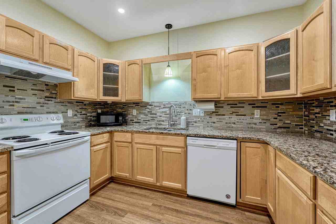 2896 W Riverwalk Cir #204 - Photo 7 of 34