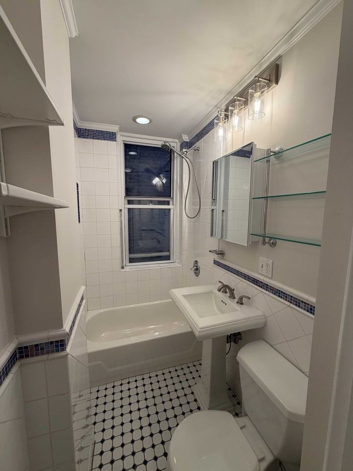 186 Commonwealth Ave #63 - Photo 7 of 13