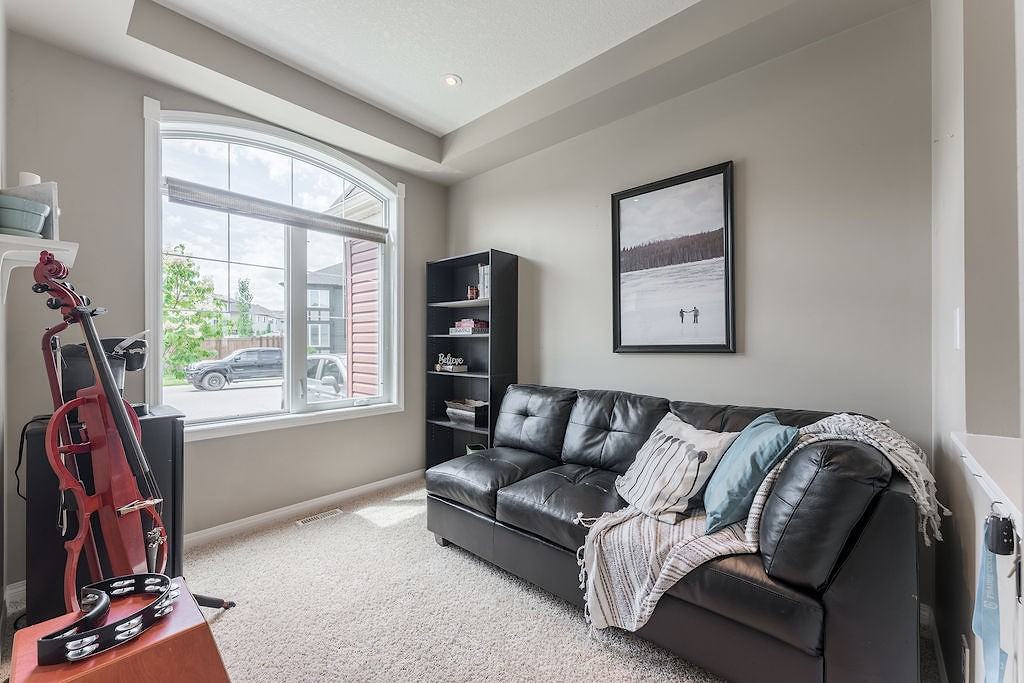 644 Windridge Rd Sw - Photo 4 of 33