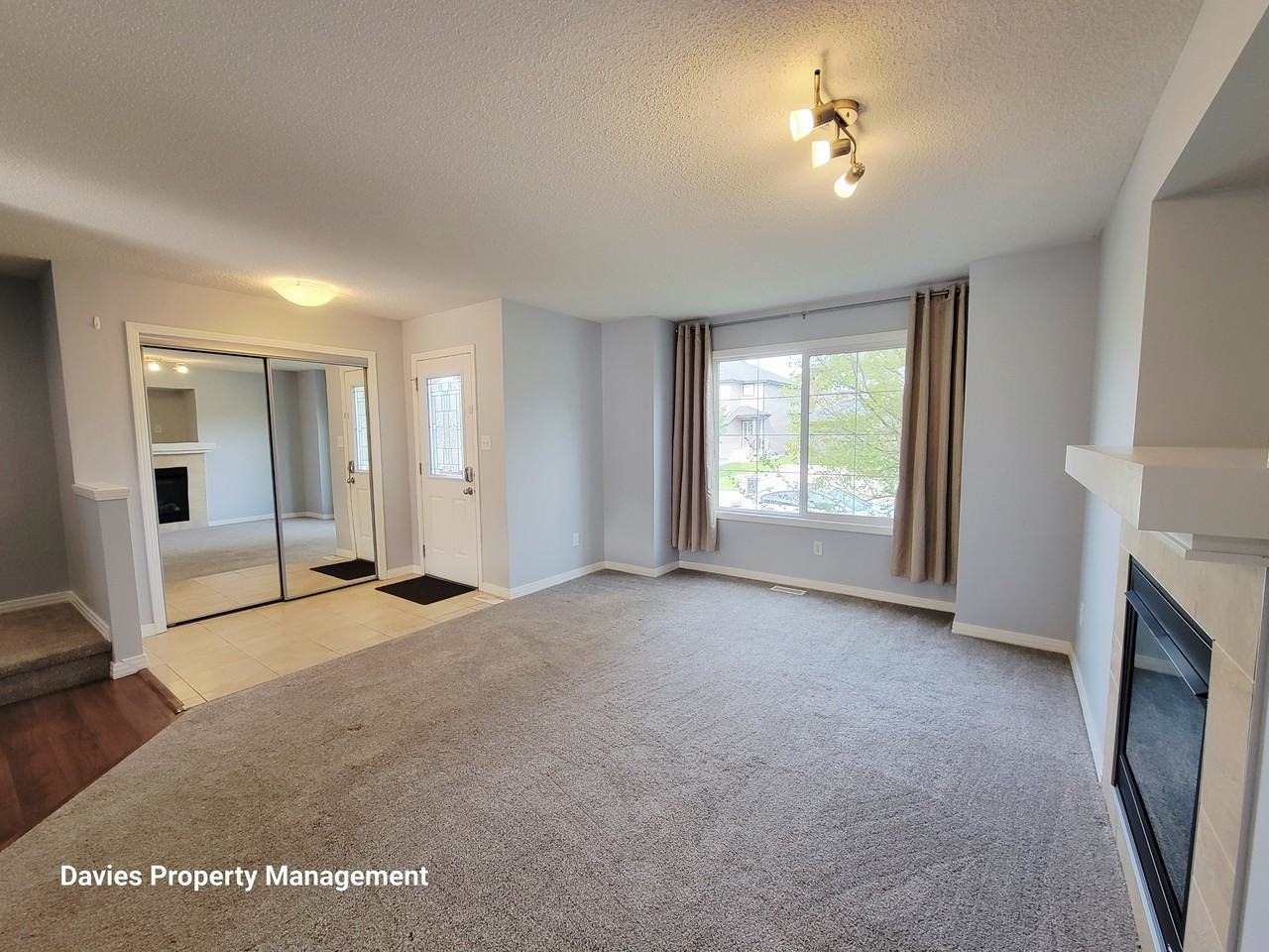1044 177 St Sw - Photo 3 of 16