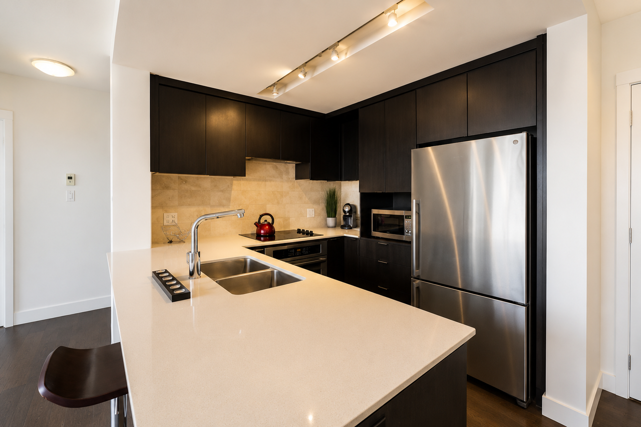 158 13th Street West #505 - Photo 6 of 28