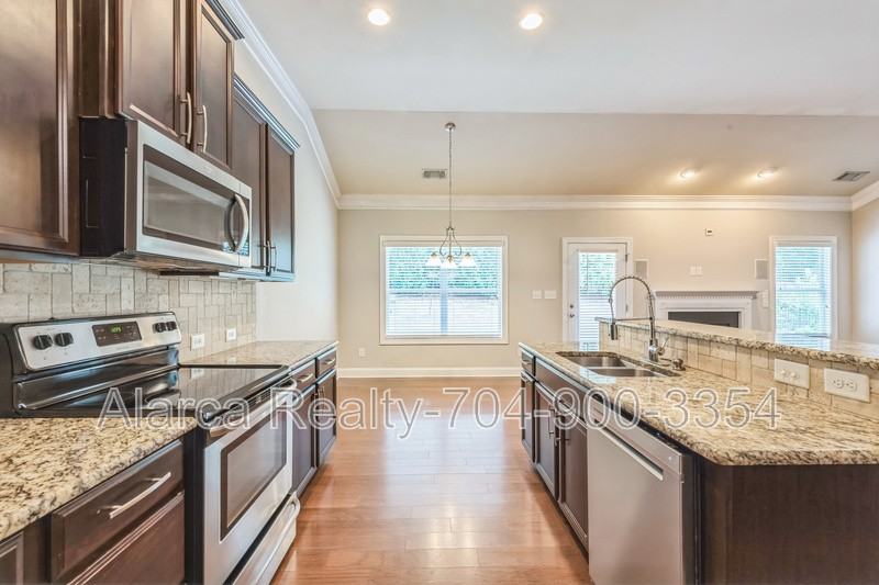 1016 Ridge Haven Rd - Photo 5 of 39