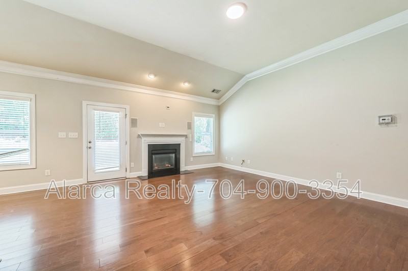 1016 Ridge Haven Rd - Photo 7 of 39