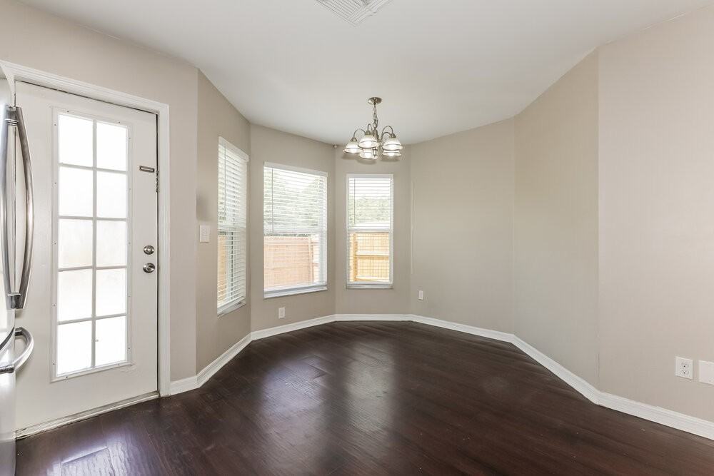 6023 Sand Key Ln - Photo 6 of 17