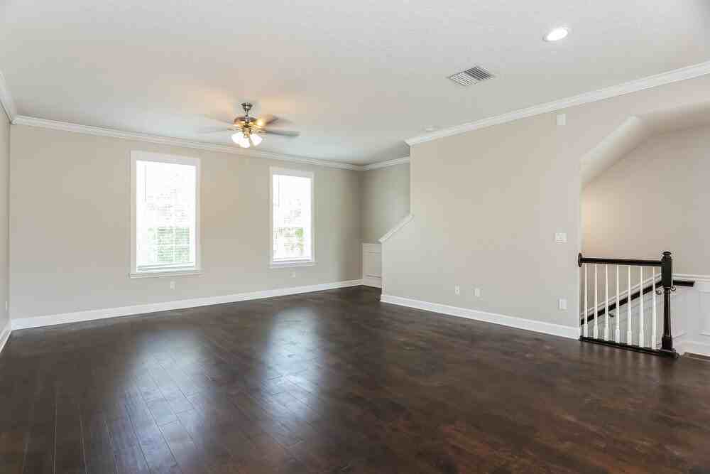 4475 Ellipse Dr - Photo 5 of 18