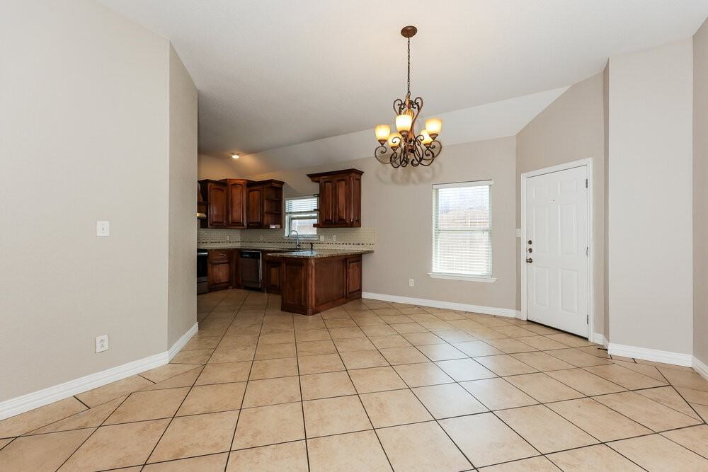 8145 Tanner Ave - Photo 6 of 15