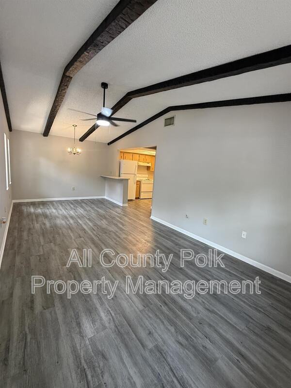 1640 Crystal Park Cir - Photo 3 of 15