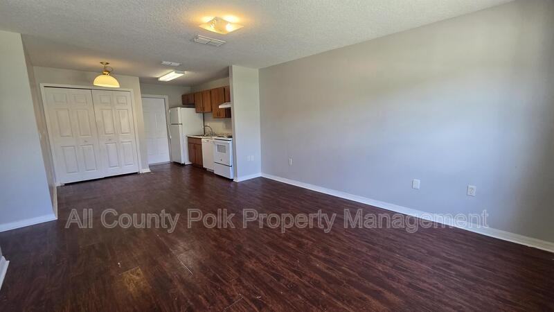 840 Fox Lake Dr - Photo 4 of 14