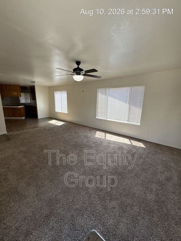 983 N Lynora St - Photo 3 of 17