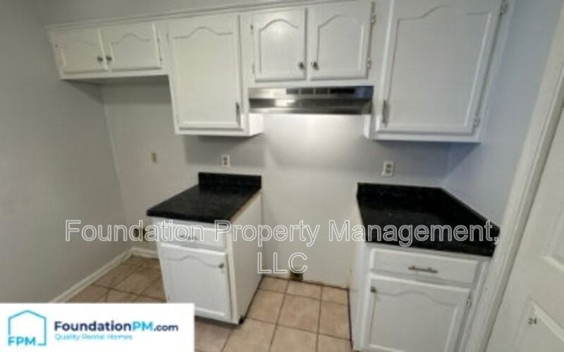 3892 Oak Branch Cir W - Photo 5 of 25