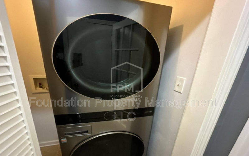 954 Sheridan St - Photo 6 of 16