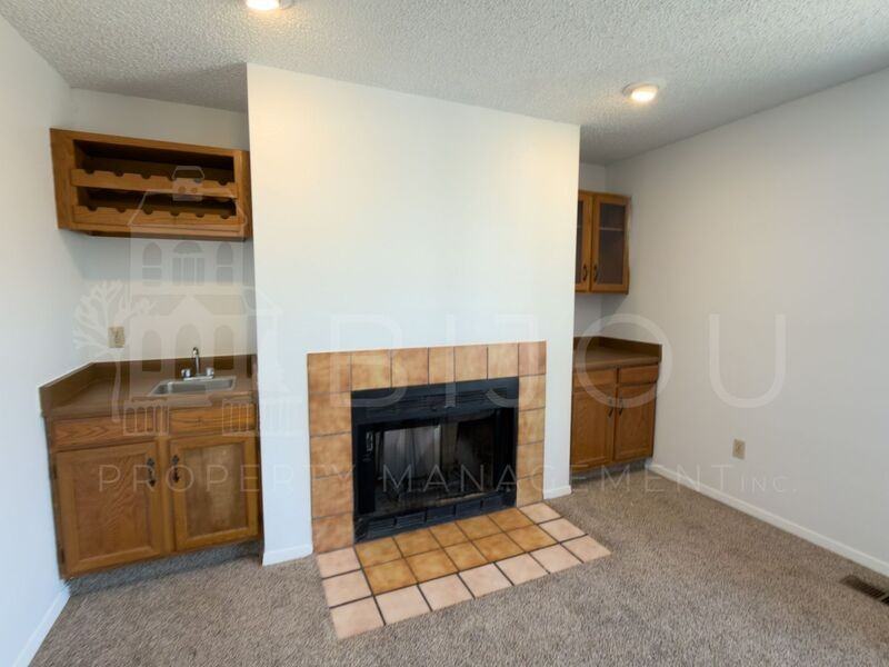 2405 Split Rock Dr #2405 - Photo 3 of 13