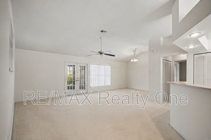 4210 N Mae West Way - Photo 2 of 10