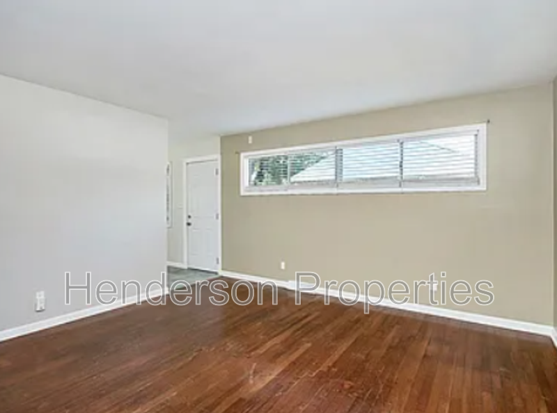 2244 English Dr - Photo 6 of 17