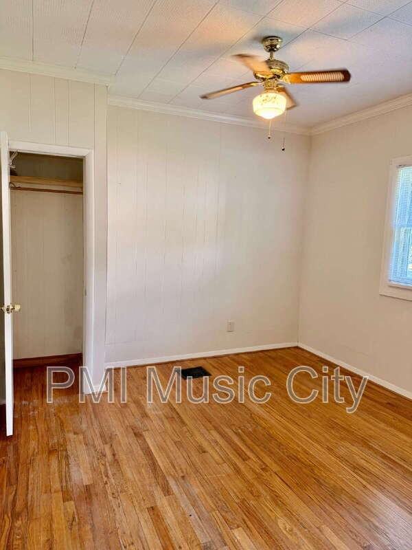 7114 Old Harding Pike - Photo 5 of 23