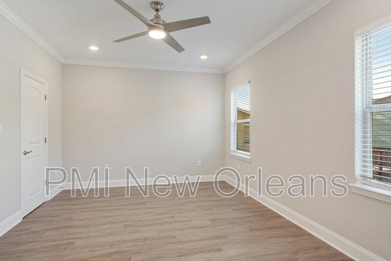 2232 Bienville St - Photo 7 of 15