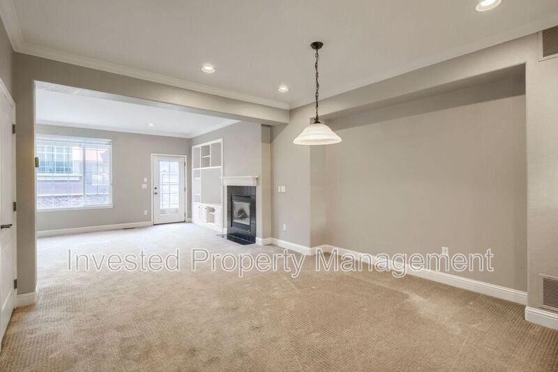 9531 Cedarhurst Ln #D - Photo 5 of 26
