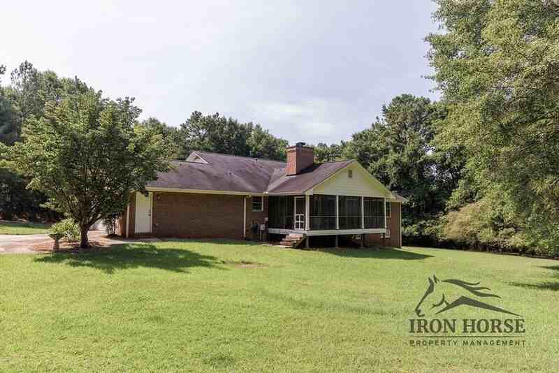 8671 Macon Hwy - Photo 2 of 50