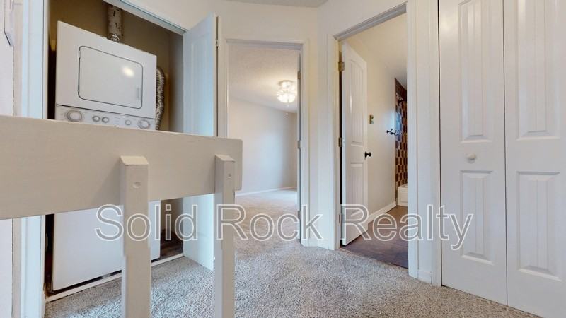 1297 Vondelpark Dr - Photo 7 of 16