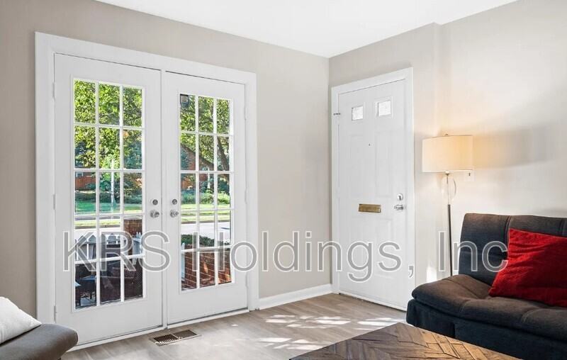 2515 S Walter Reed Dr #C - Photo 5 of 15