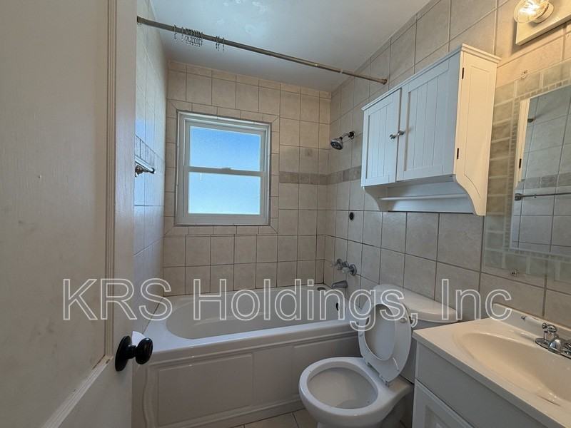 408 Stockton Rd - Photo 6 of 9