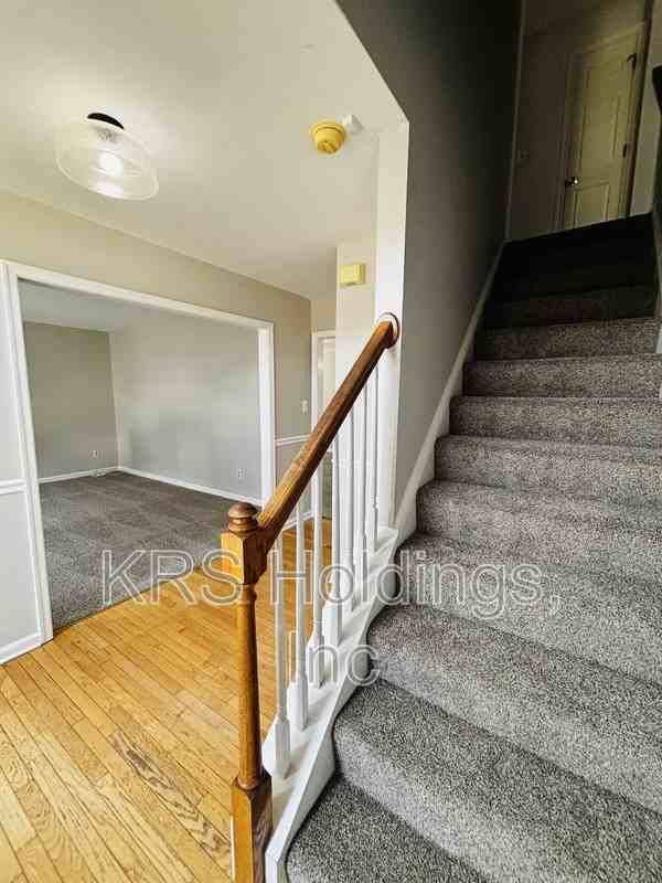15012 Pine Vista Ln - Photo 4 of 39