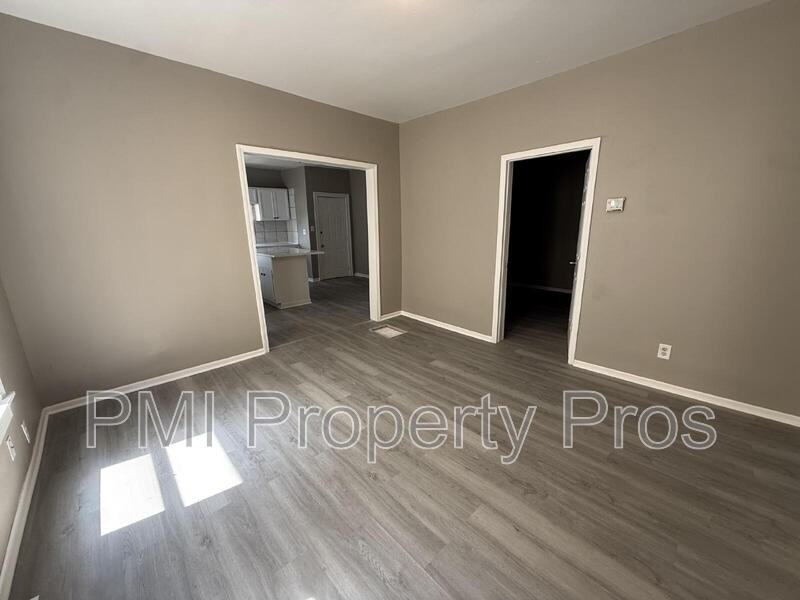 1943 N 38th St - Photo 7 of 23