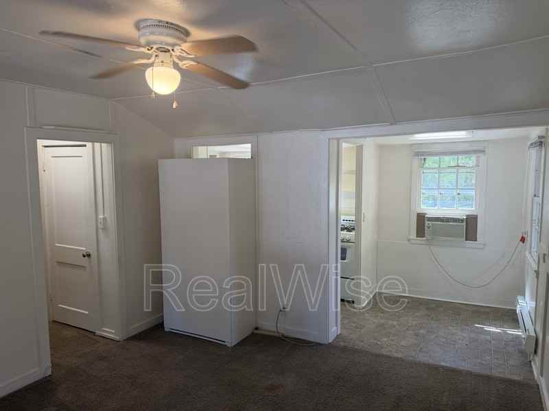 4550 Rogue River Hwy #06 - Photo 6 of 28