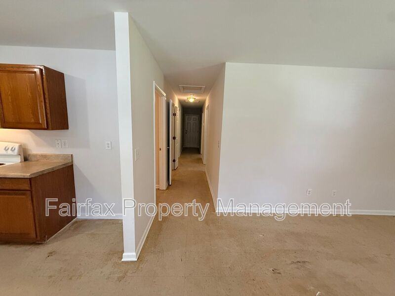 1116 Walnut St - Photo 5 of 16