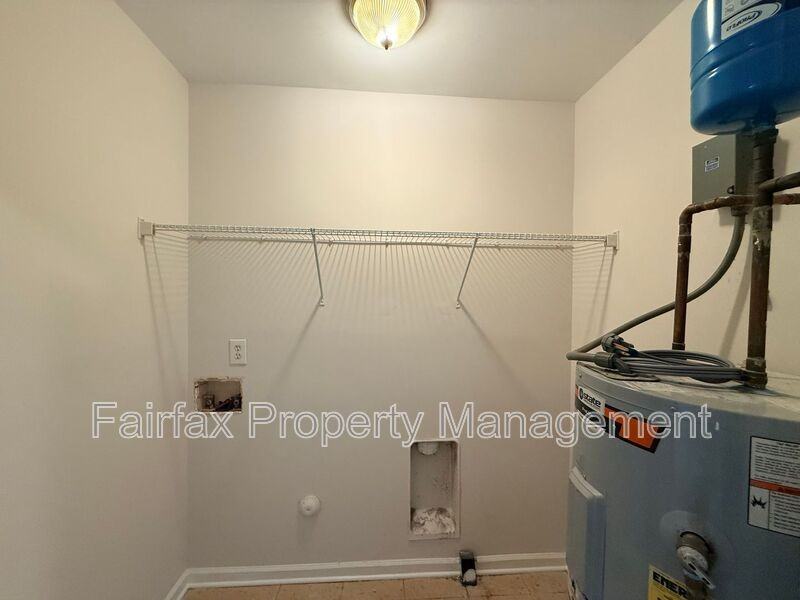 1116 Walnut St - Photo 7 of 16
