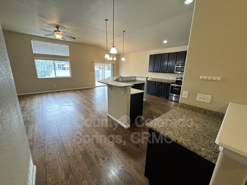 8297 Firecracker Trl - Photo 2 of 43